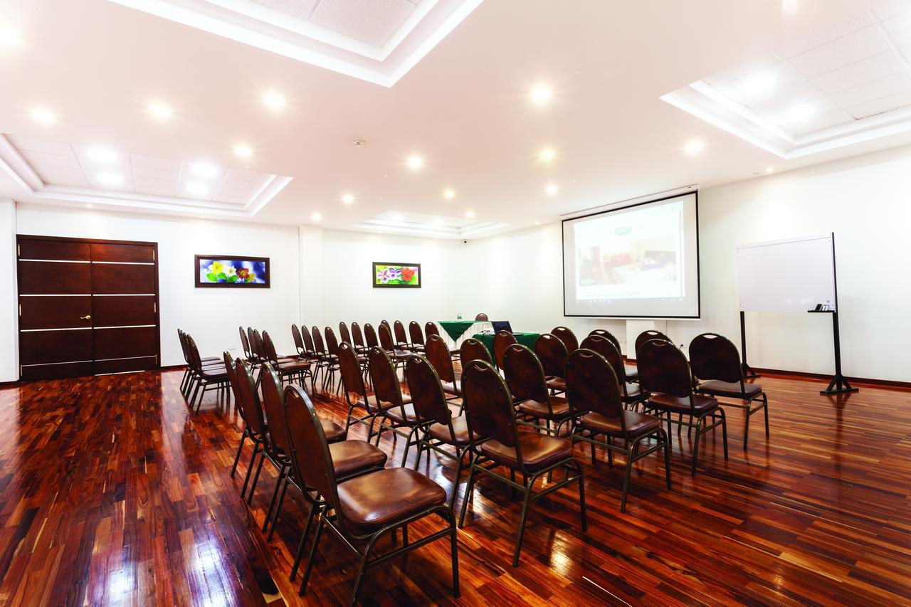Hotel Cuellars Pasto Esterno foto